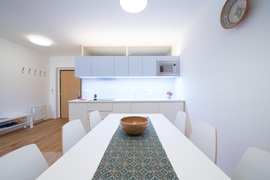 Castle Wall Apartment Μπρατισλάβα Δωμάτιο φωτογραφία